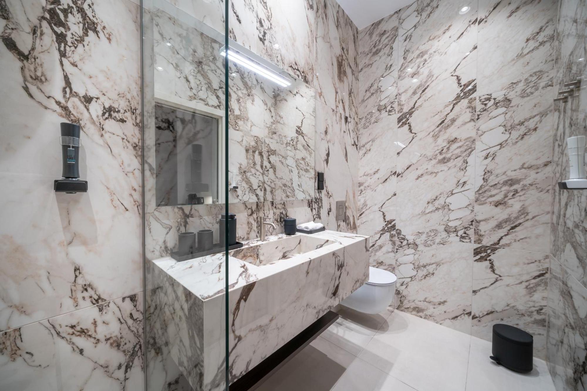 Damas Suites Будапеща Екстериор снимка